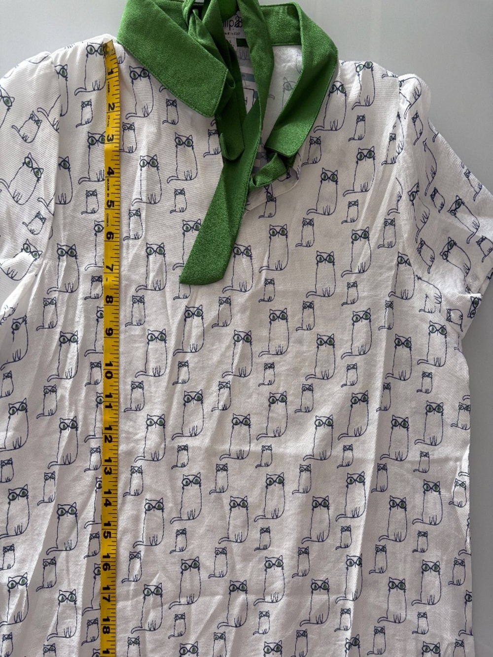 Tulip B Cat Print Bow Collar Blouse in Green and White - Picture 9 of 9
